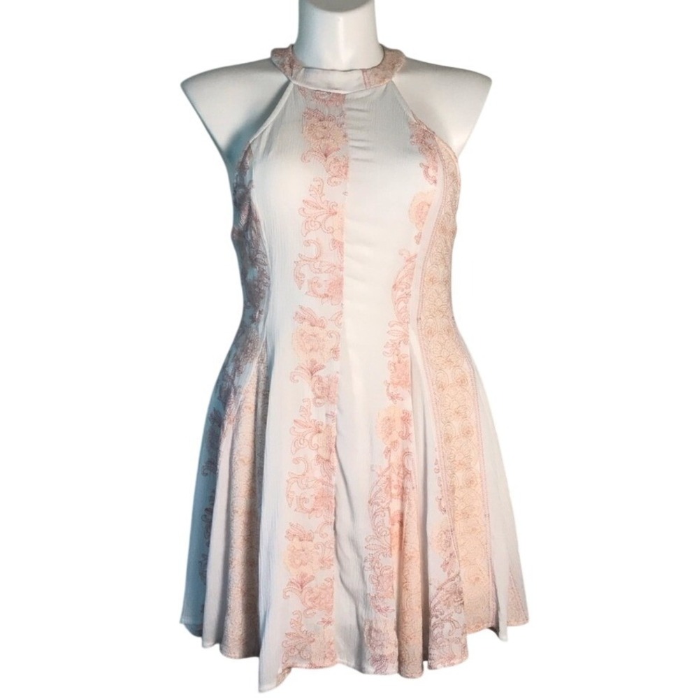 CHELSEA & VIOLET PINK & WHITE HALTER DRESS